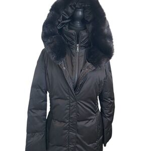 Women’s Tahari Black Puffer Coat with Fur Hood. Size M